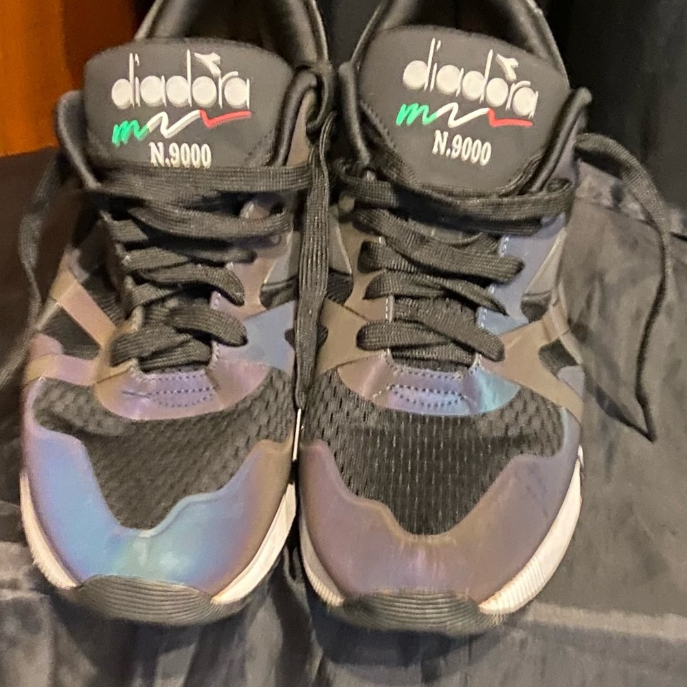 Mens shoes